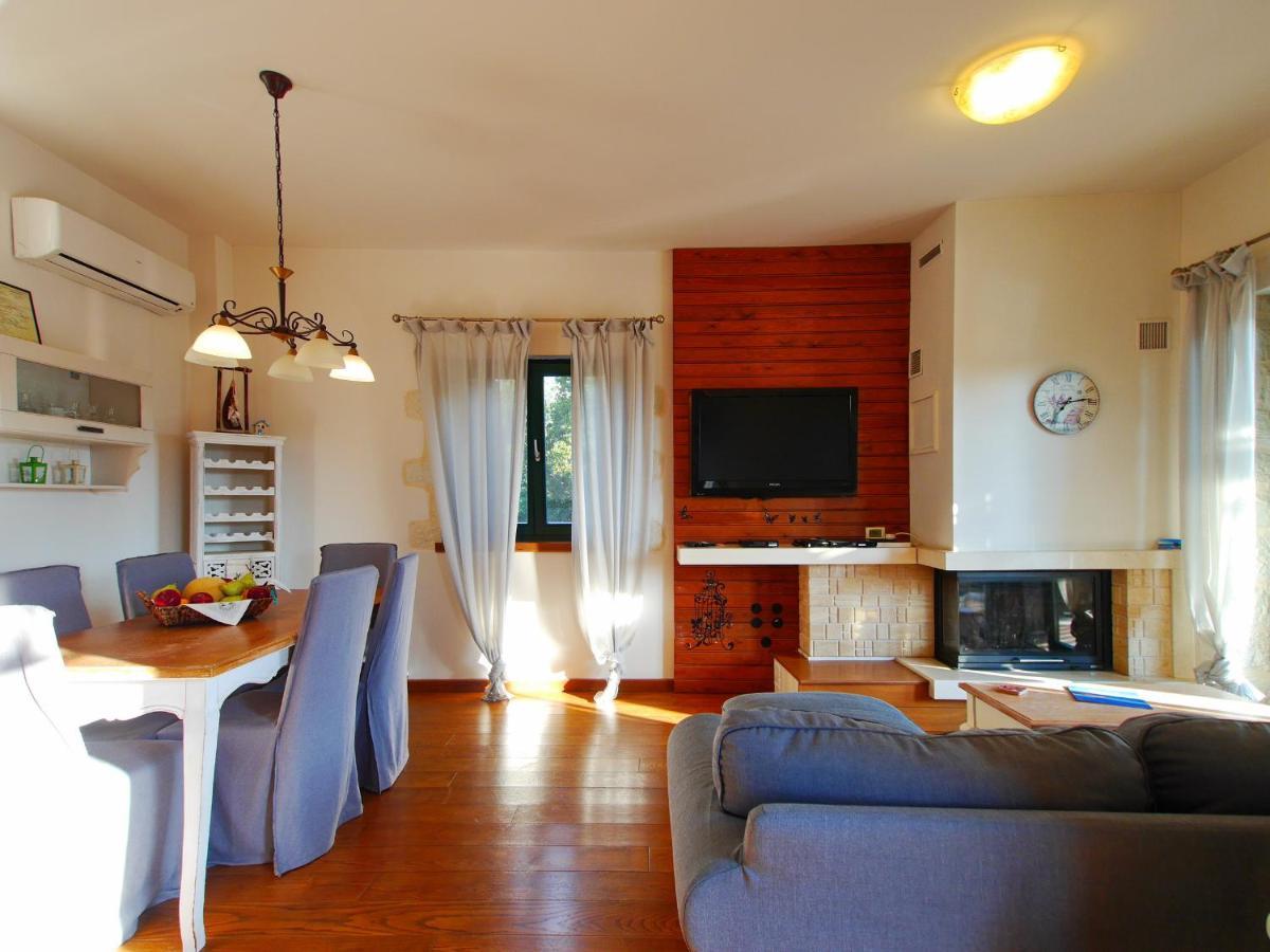 Villa Amvrosia Nr Kalives Crete Arménoi Buitenkant foto