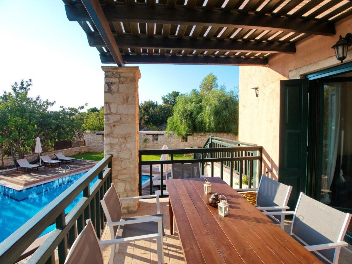 Villa Amvrosia Nr Kalives Crete Arménoi Buitenkant foto