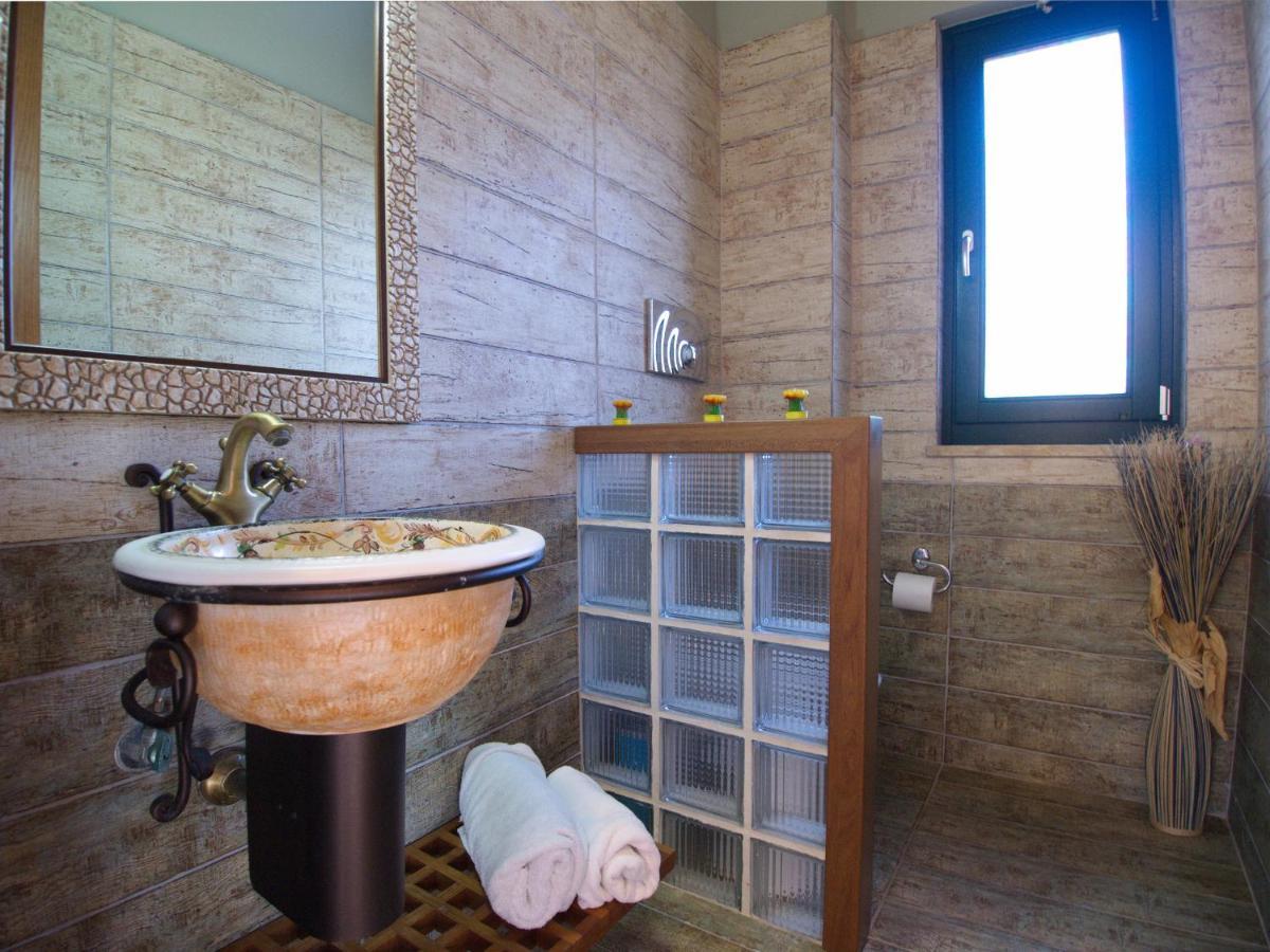 Villa Amvrosia Nr Kalives Crete Arménoi Buitenkant foto